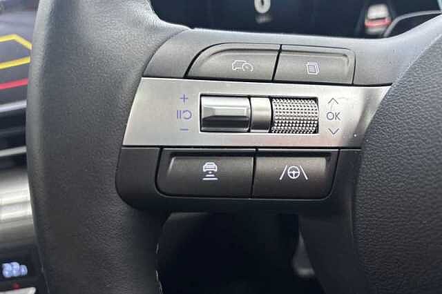 Hyundai KONA 1.6 h-GDi Ultimate SUV 5dr Petrol Hybrid DCT Euro 6 (s/s) (129 ps)