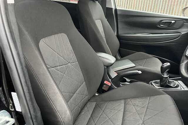 Hyundai BAYON 1.0 T-GDi MHEV Premium SUV 5dr Petrol Hybrid Manual Euro 6 (s/s) (120 ps)