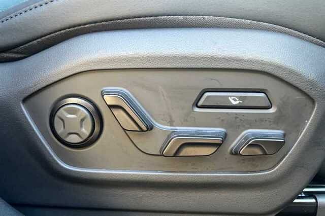 Hyundai SANTA FE 1.6 h T-GDi Calligraphy SUV 5dr Petrol Hybrid Auto 4WD Euro 6 (s/s) (7Seat) (215