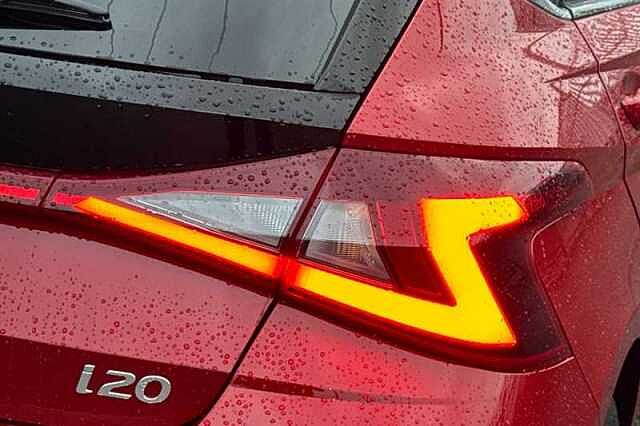 Hyundai i20 1.0 T-GDi Premium Hatchback 5dr Petrol DCT Euro 6 (s/s) (100 ps)