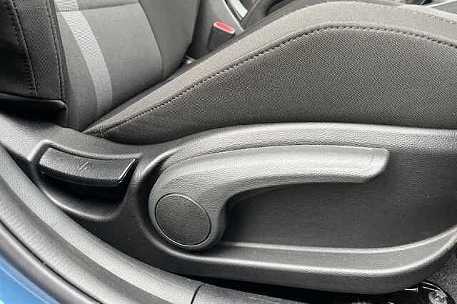 Hyundai i20 1.0 T-GDi Premium Hatchback 5dr Petrol DCT Euro 6 (s/s) (100 ps)