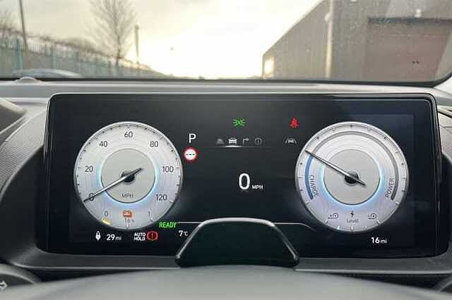 Hyundai INSTER Long Range 49kWh 02 SUV 5dr Electric Auto (115 ps)