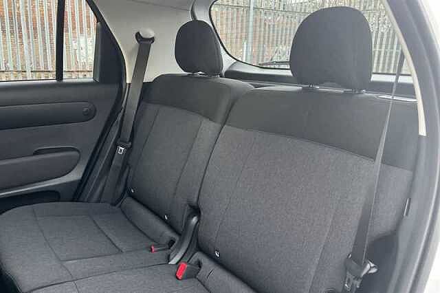 Hyundai INSTER Long Range 49kWh 02 SUV 5dr Electric Auto (115 ps)