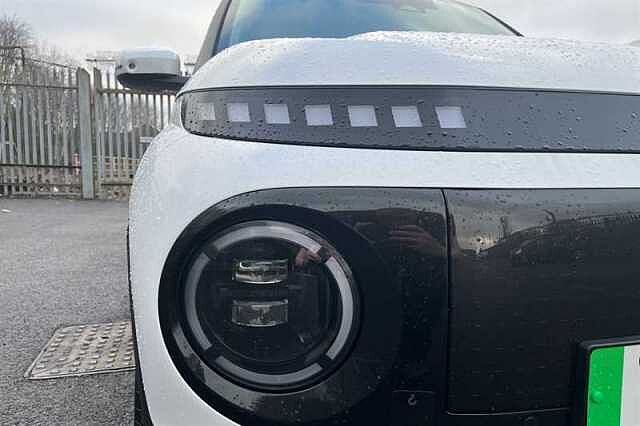 Hyundai INSTER Long Range 49kWh 02 SUV 5dr Electric Auto (115 ps)