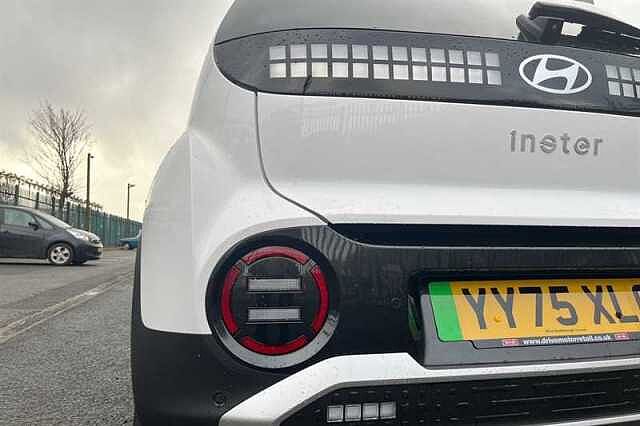 Hyundai INSTER Long Range 49kWh 02 SUV 5dr Electric Auto (115 ps)