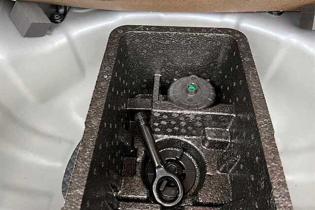 Hyundai i10 1.2 Premium Hatchback 5dr Petrol Auto Euro 6 (s/s) (79 ps)