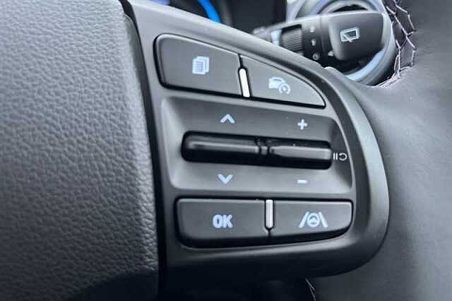 Hyundai i10 1.2 Premium Hatchback 5dr Petrol Manual Euro 6 (s/s) (79 ps)