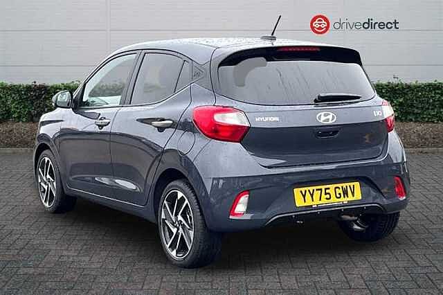 Hyundai i10 1.2 Premium Hatchback 5dr Petrol Manual Euro 6 (s/s) (79 ps)