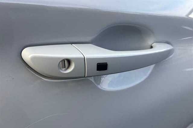 Hyundai KONA 1.6 h-GDi Premium SUV 5dr Petrol Hybrid DCT Euro 6 (s/s) (141 ps)