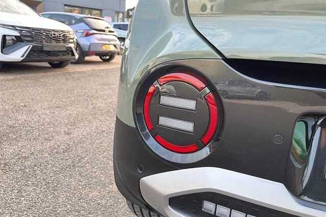 Hyundai INSTER Long Range 49kWh 02 SUV 5dr Electric Auto (115 ps)
