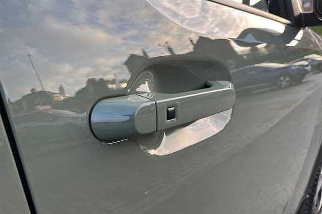 Hyundai INSTER Long Range 49kWh 02 SUV 5dr Electric Auto (115 ps)