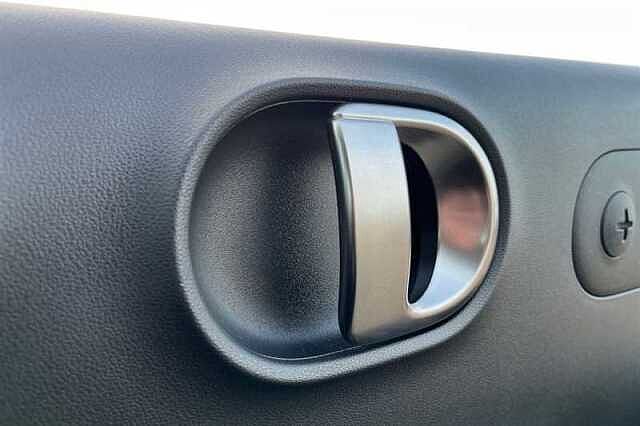 Hyundai INSTER Long Range 49kWh 02 SUV 5dr Electric Auto (115 ps)