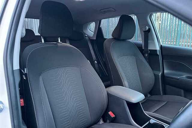 Hyundai KONA 65.4kWh Advance SUV 5dr Electric Auto (218 ps)