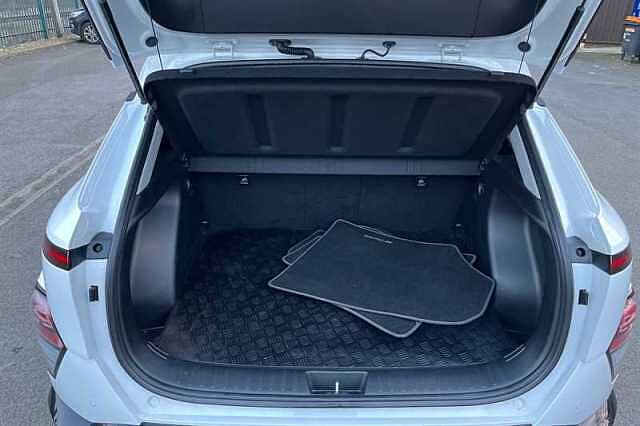 Hyundai KONA 65.4kWh Advance SUV 5dr Electric Auto (218 ps)