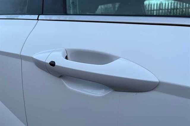 Hyundai KONA 65.4kWh Advance SUV 5dr Electric Auto (218 ps)