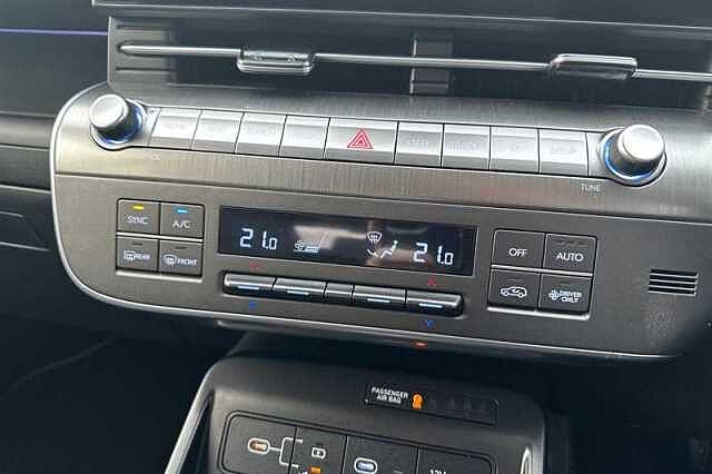 Hyundai KONA 1.6 h-GDi Ultimate SUV 5dr Petrol Hybrid DCT Euro 6 (s/s) (141 ps)