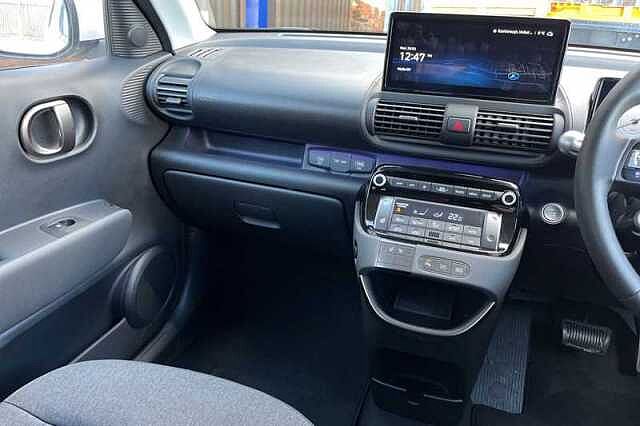 Hyundai INSTER Long Range 49kWh 02 SUV 5dr Electric Auto (115 ps)