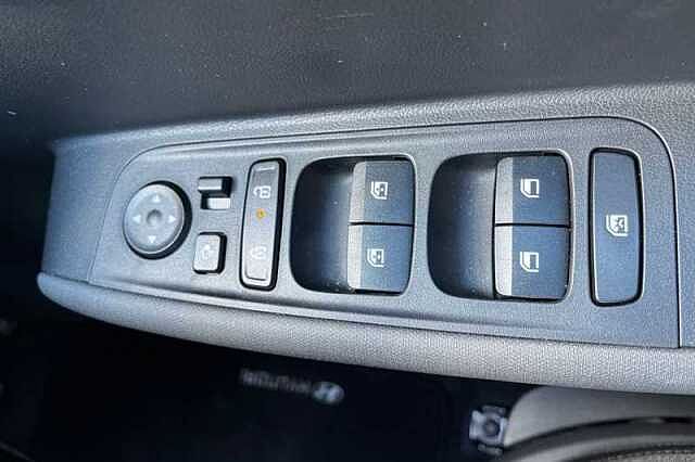 Hyundai INSTER Long Range 49kWh 02 SUV 5dr Electric Auto (115 ps)