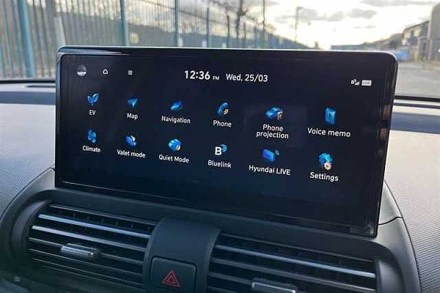 Hyundai INSTER Long Range 49kWh 02 SUV 5dr Electric Auto (115 ps)