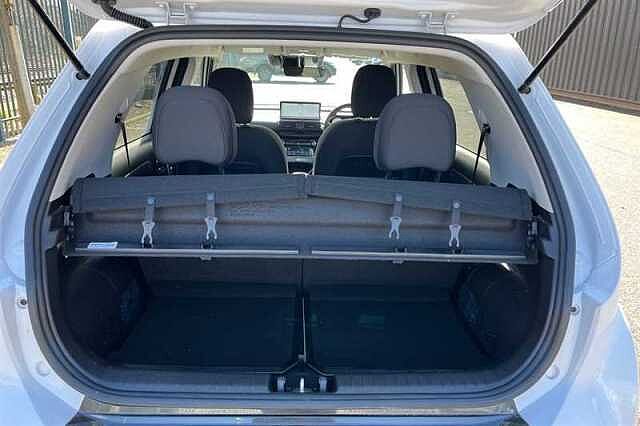 Hyundai INSTER Long Range 49kWh 02 SUV 5dr Electric Auto (115 ps)