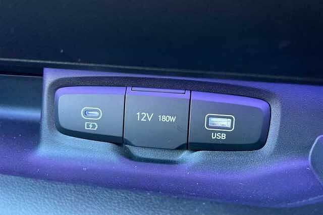 Hyundai INSTER Long Range 49kWh 02 SUV 5dr Electric Auto (115 ps)