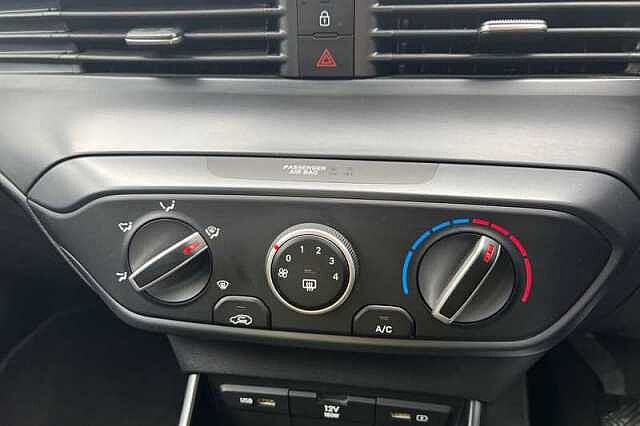 Hyundai i20 1.0 T-GDi MHEV SE Connect Hatchback 5dr Petrol Hybrid Manual Euro 6 (s/s) (100 p
