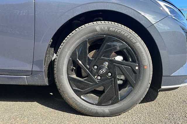 Hyundai I20 1.0 T-GDi Black Line Hatchback 5dr Petrol Manual Euro 6 (s/s) (90 ps)