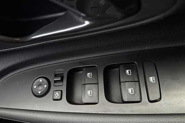 Hyundai BAYON 1.0 T-GDi Premium SUV 5dr Petrol DCT Euro 6 (s/s) (100 ps)