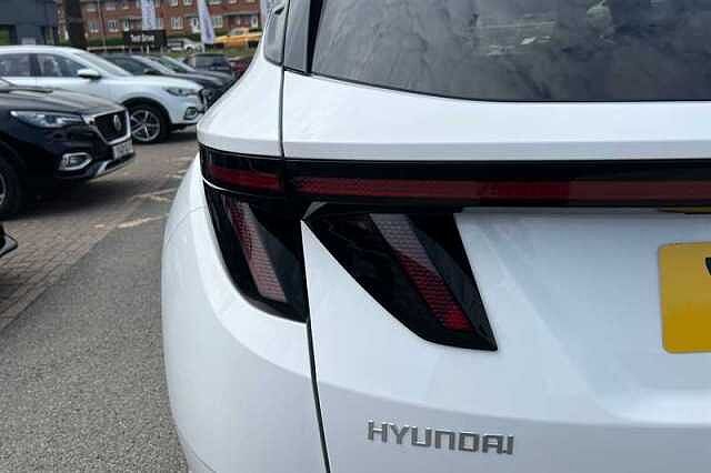 Hyundai TUCSON 1.6T N Line SUV 5dr Petrol Hybrid Auto Euro 6 (s/s) (239 ps) White