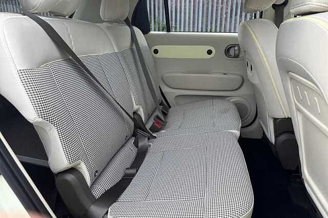 Hyundai INSTER Long Range 49kWh 02 SUV 5dr Electric Auto (115 ps)