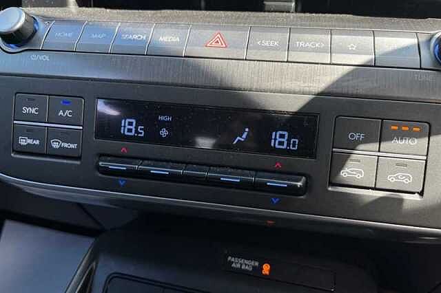 Hyundai KONA 1.0 T-GDi Ultimate SUV 5dr Petrol DCT Euro 6 (s/s) (120 ps)
