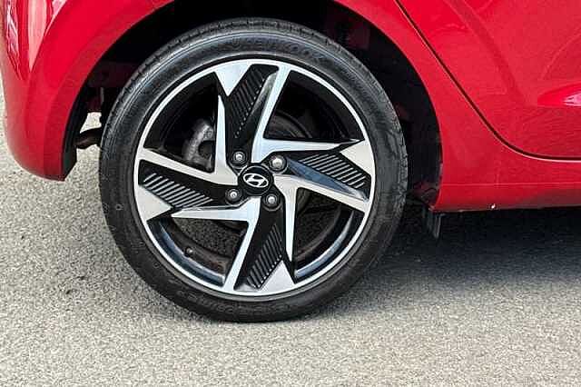 Hyundai I10 1.0 Premium Hatchback 5dr Petrol Auto Euro 6 (s/s) (63 ps) Red
