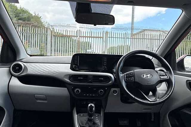Hyundai I10 1.0 Premium Hatchback 5dr Petrol Auto Euro 6 (s/s) (63 ps) Red