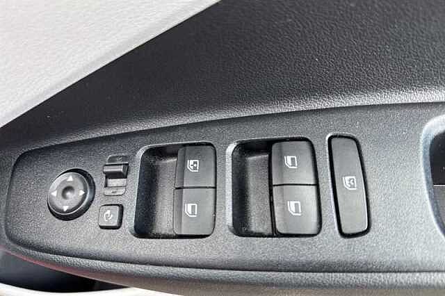 Hyundai I10 1.0 Premium Hatchback 5dr Petrol Auto Euro 6 (s/s) (63 ps) Red