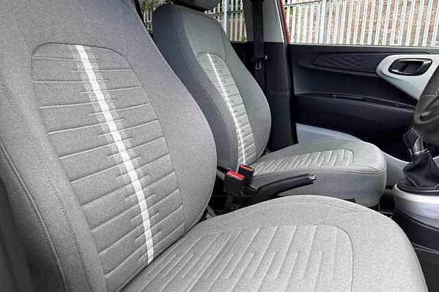 Hyundai I10 1.0 Premium Hatchback 5dr Petrol Auto Euro 6 (s/s) (63 ps) Red