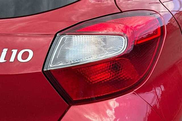Hyundai I10 1.0 Premium Hatchback 5dr Petrol Auto Euro 6 (s/s) (63 ps) Red