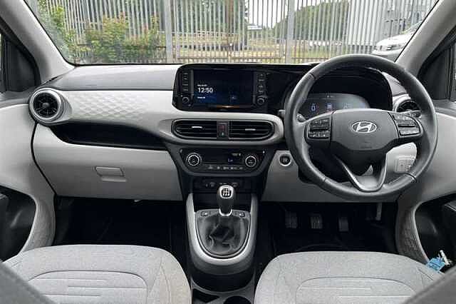 Hyundai I10 1.2 Premium Hatchback 5dr Petrol Manual Euro 6 (s/s) (79 ps) Grey