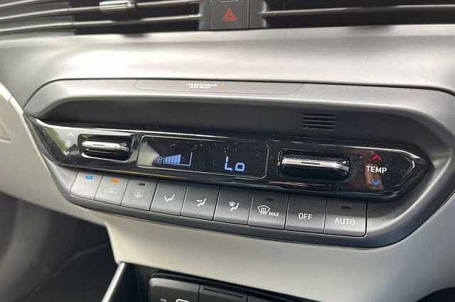 Hyundai BAYON Bayon 1.0 TGDi Ultimate 5dr DCT Hatchback Black