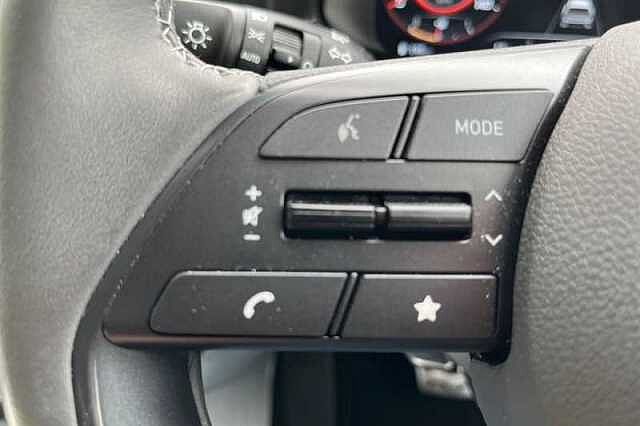 Hyundai BAYON Bayon 1.0 TGDi Ultimate 5dr DCT Hatchback Black