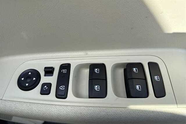 Hyundai INSTER Long Range 49kWh 02 SUV 5dr Electric Auto (115 ps)