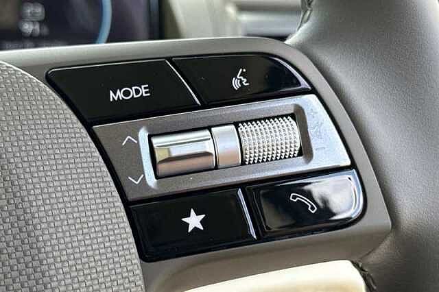 Hyundai INSTER Long Range 49kWh 02 SUV 5dr Electric Auto (115 ps)