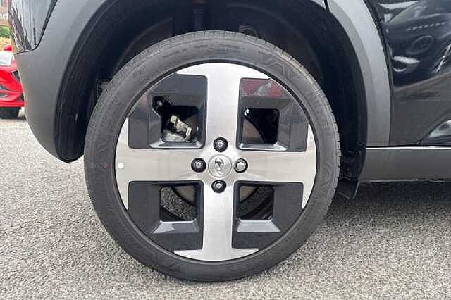 Hyundai INSTER Long Range 49kWh 02 SUV 5dr Electric Auto (115 ps) Black
