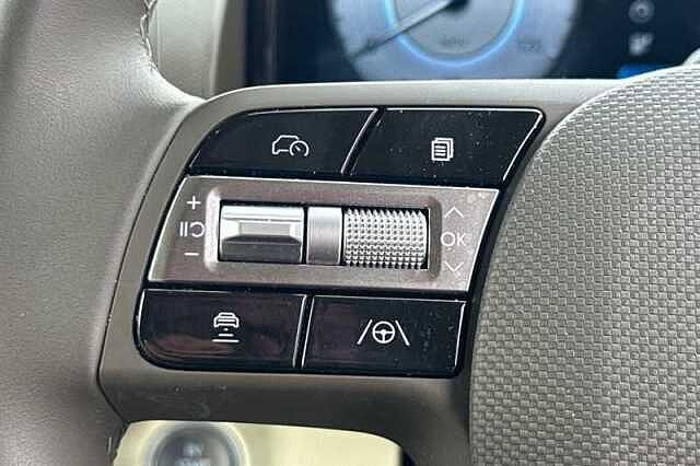 Hyundai INSTER Long Range 49kWh 02 SUV 5dr Electric Auto (115 ps) Black