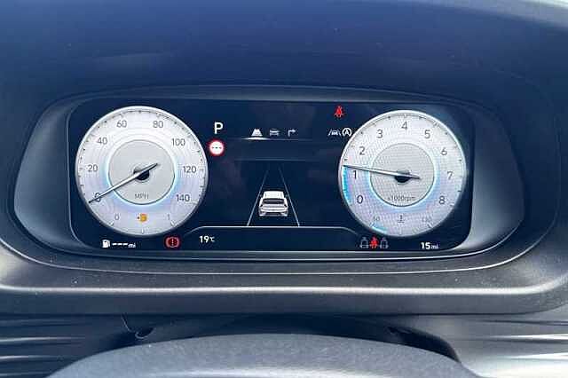 Hyundai BAYON 1.0 T-GDi Black Line SUV 5dr Petrol DCT Euro 6 (s/s) (90 ps) Green