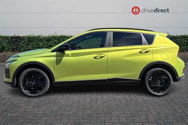 Hyundai BAYON 1.0 T-GDi Black Line SUV 5dr Petrol DCT Euro 6 (s/s) (90 ps) Green
