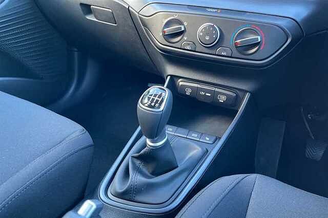Hyundai I20 1.0 T-GDi Black Line Hatchback 5dr Petrol Manual Euro 6 (s/s) (90 ps)