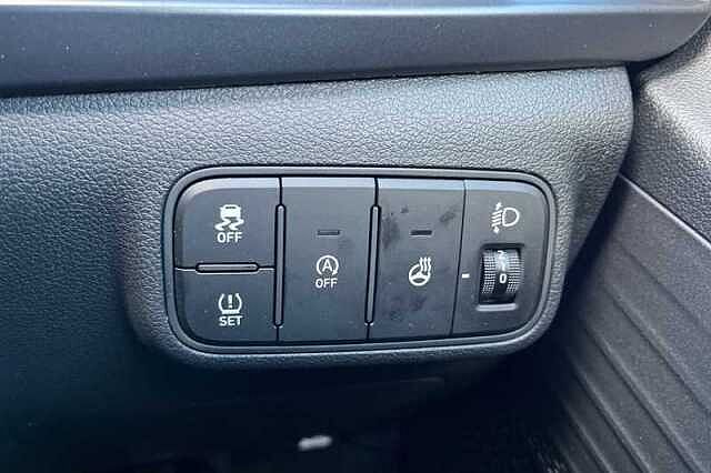 Hyundai I20 1.0 T-GDi Black Line Hatchback 5dr Petrol Manual Euro 6 (s/s) (90 ps)