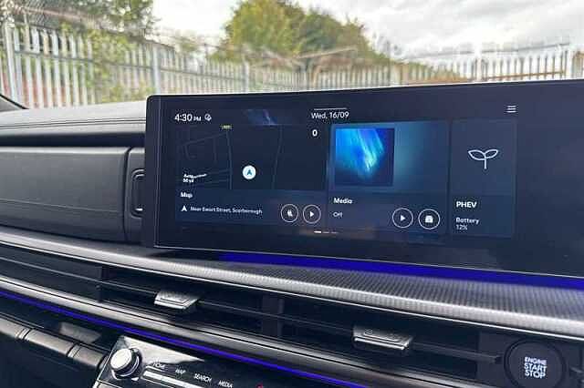 Hyundai SANTA FE 1.6 T-GDi 13.8kWh Calligraphy SUV 5dr Petrol Plug-in Hybrid Auto 4WD Euro 6 (s/s