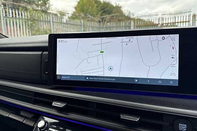 Hyundai SANTA FE 1.6 T-GDi 13.8kWh Calligraphy SUV 5dr Petrol Plug-in Hybrid Auto 4WD Euro 6 (s/s