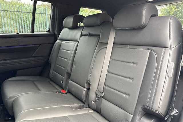 Hyundai SANTA FE 1.6 T-GDi 13.8kWh Calligraphy SUV 5dr Petrol Plug-in Hybrid Auto 4WD Euro 6 (s/s